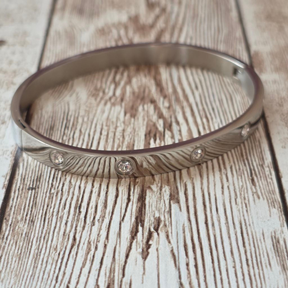 Women's Bangle Bracelet One Size Silver - Picture 1 of 4